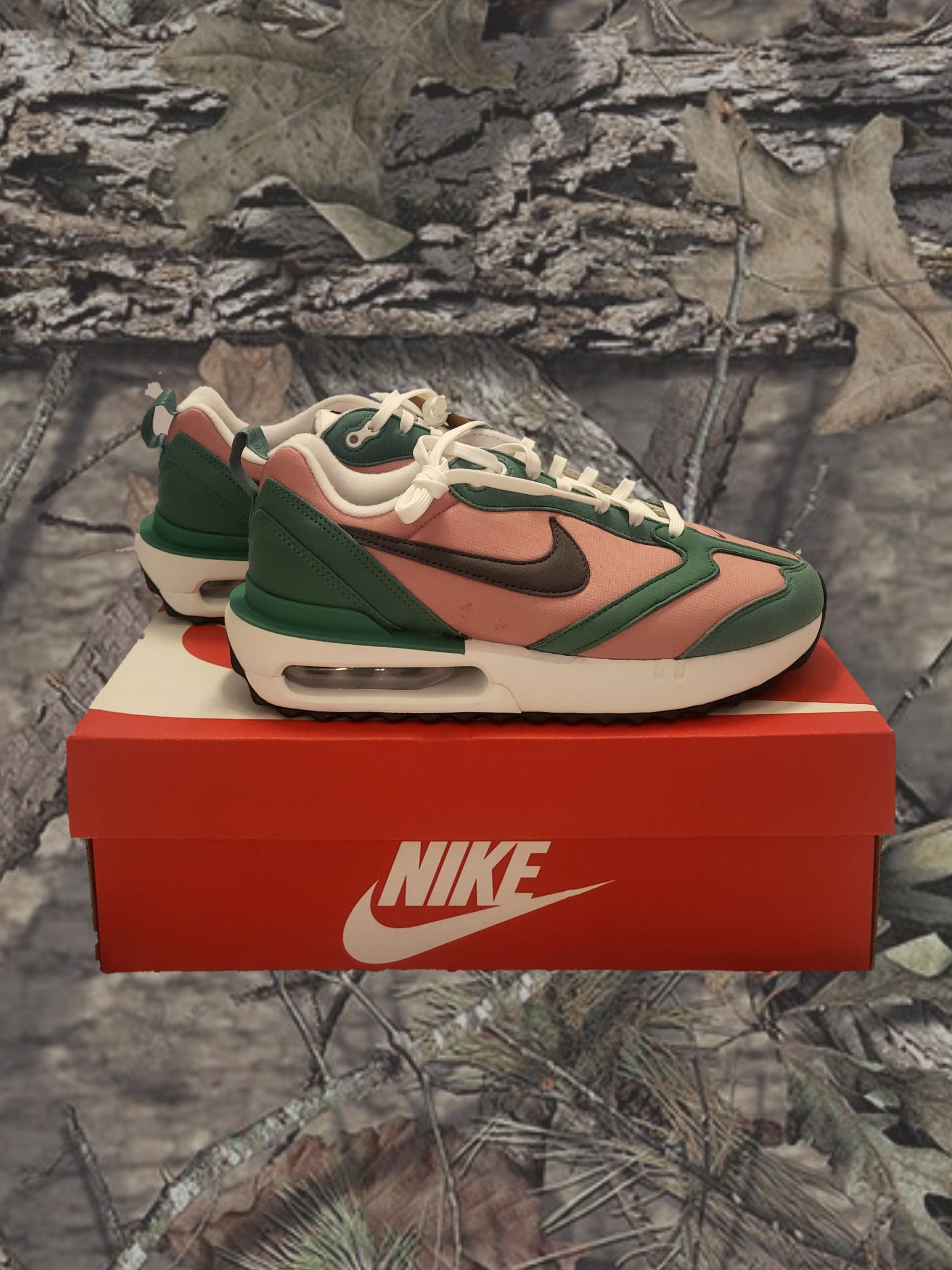 Nike Women's Air Max Dawn Rust Rose Jade Glaze