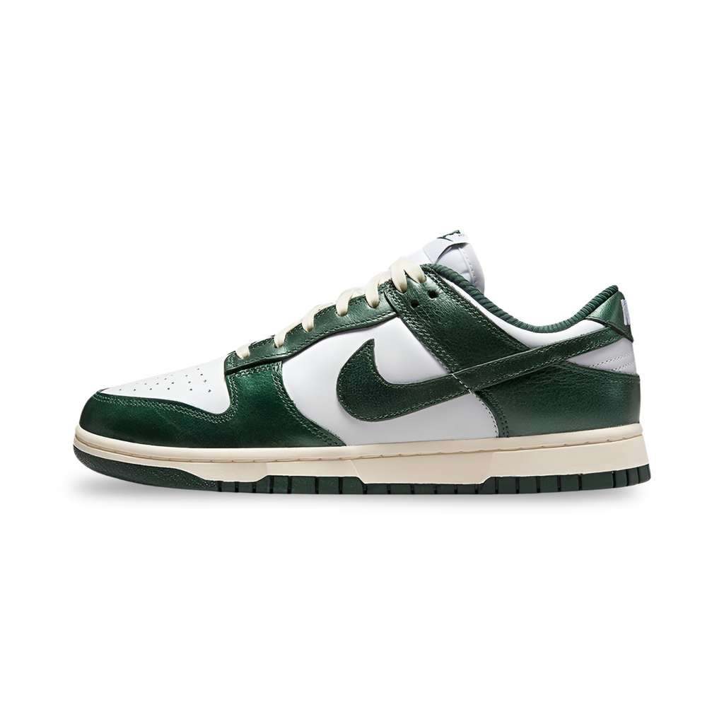 Nike Dunk Low "Vintage Green"